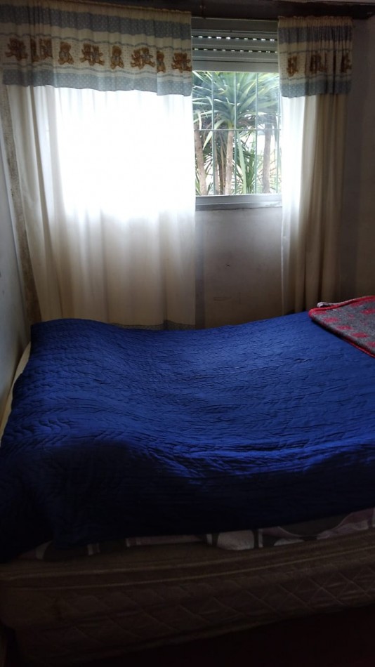 VENTA CASA 4 AMB z/ BERNARDINO RIVADAVIA