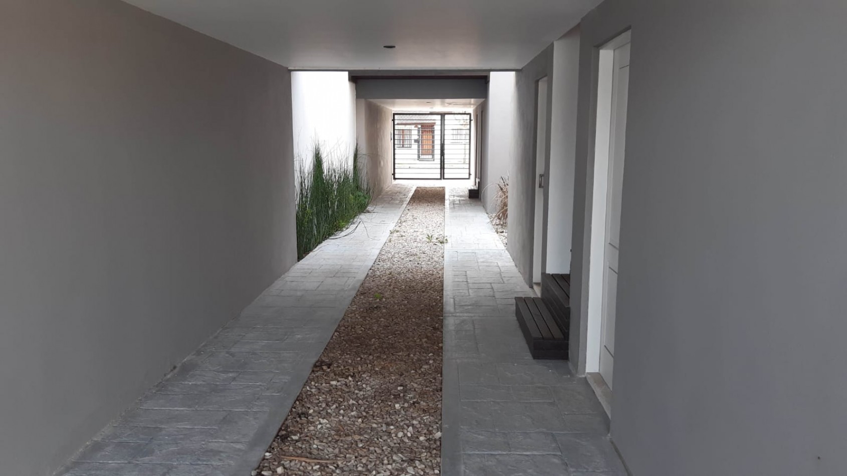 VENTA PH 2 AMB AL FRENTE EN PB Z/STA. MONICA