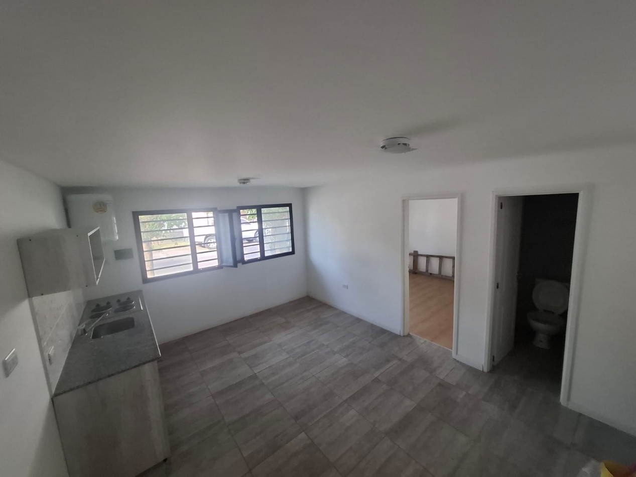 VENTA PH 2 AMB AL FRENTE EN PB Z/STA. MONICA