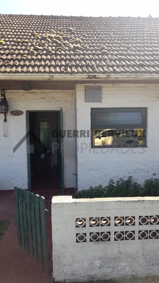 VENTA CASA  2 Amb. en  PH al  Frente. Z/ Parque Camet