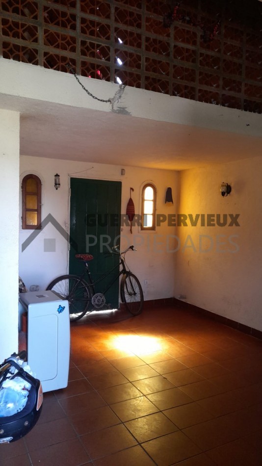 VENTA CASA  2 Amb. en  PH al  Frente. Z/ Parque Camet