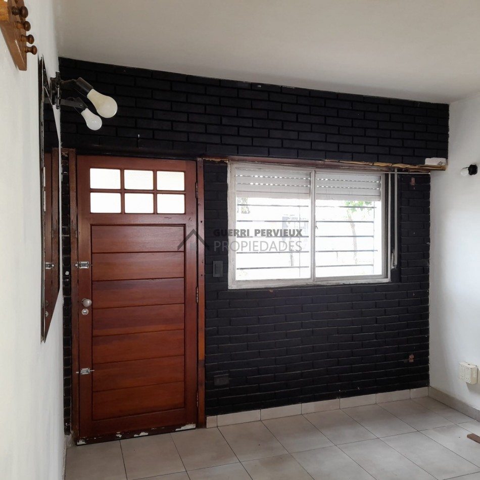 VENTA CASA 4 Amb. Z/ Bernardino Rivadavia