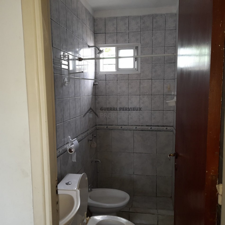 VENTA CASA 4 Amb. Z/ Bernardino Rivadavia