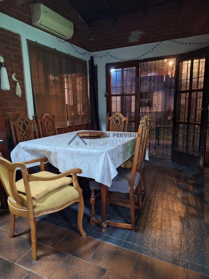 VENTA CASA 3 Amb +  DPTO. 2 Amb.     Z/ Bernardino Rivadavia
