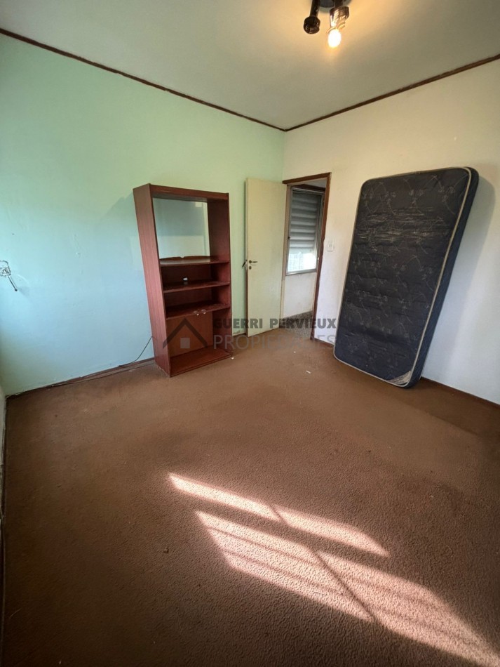 OPORTUNIDAD 2 AMB. CON DEPENDENCIA