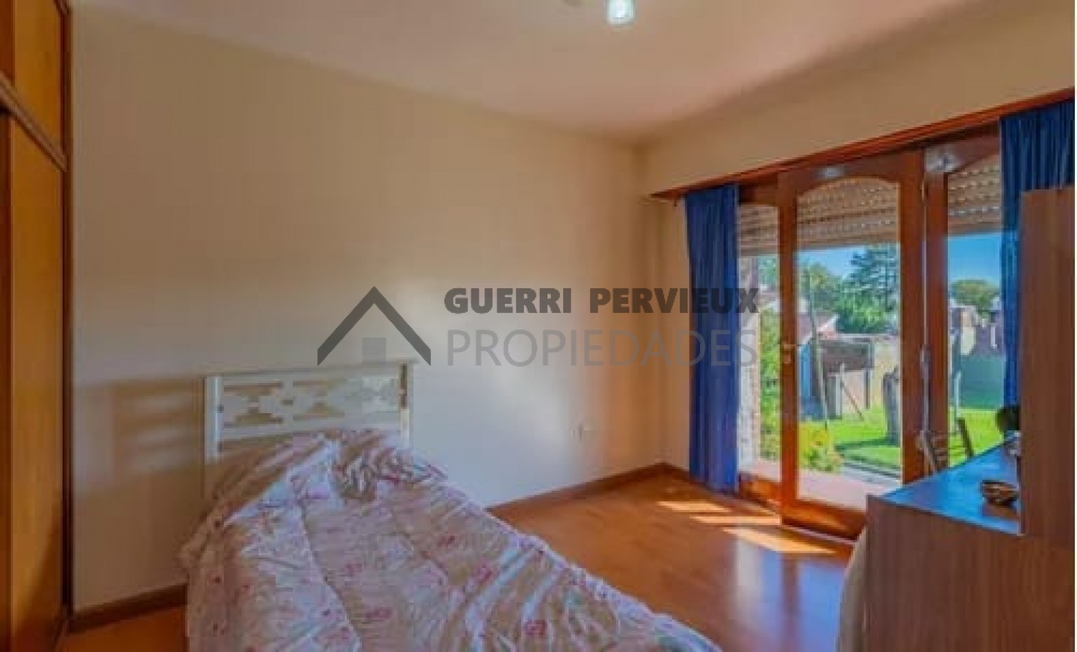 Venta Chalet 5 amb . Z/ LOS PINARES
