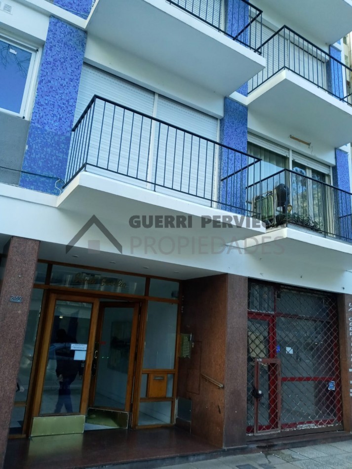 Comodo 2 Ambientes zona ACA Colon