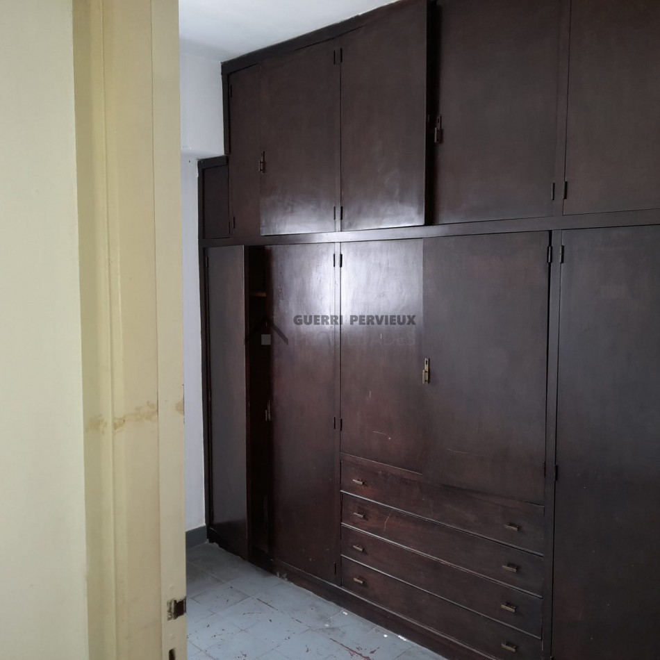 VENTA CASA 4 Amb. Z/ Bernardino Rivadavia