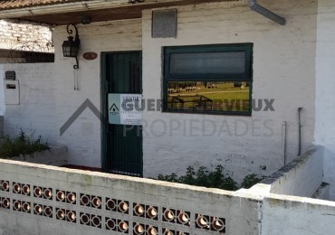 VENTA CASA  2 Amb. en  PH al  Frente. Z/ Parque Camet